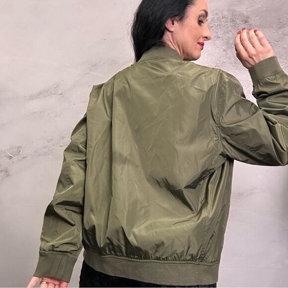 American Eagle outfitter, technical outerwear, lightweight line jacket coat - Picture 3 of 6